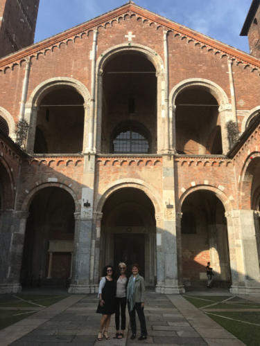 Francesca Maci, PhD, left and Claudia Mazzucato law professor right with Lorenn at the Catholic University in Milan.
